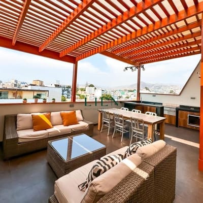 Moderno y amplio duplex  penthouse de  dorm c bao incorporado CU   cocheras paralelas