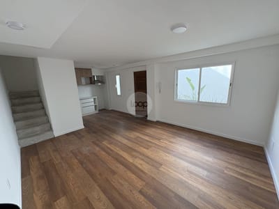 Venta CON RENTA apartamento triplex 2 dorm + estudio, Cordon sur proyecto AIRES