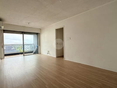 Venta apartamento de 2 dormitorios, 2 baños y garaje | 18 de Julio y Juan Paullier