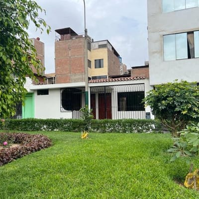 Casa Surco Urb Honor y Lealtad