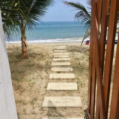 CASA DE PLAYA EN CONDOMINIO  DA FILA  TUMBES
