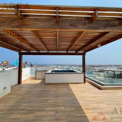 DEPARTAMENTO DE PLAYA  DUPLEX  PISCINA  TERRAZA  BALCN