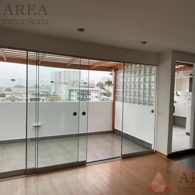Departamento Duplex con terraza  dorm estudio  salas  cocheras