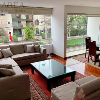 DEPARTAMENTO EN ALQUILER  AMOBLADO  BALCN   COCHERAS