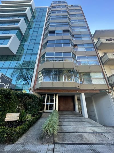 VENTA Departamento Punta Carretas 4 dor 3 baños