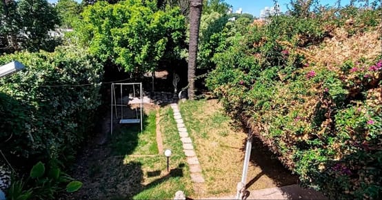 Venta Buceo casa a reciclar gran terreno 440 m2