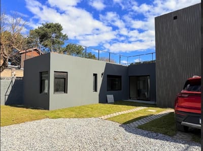 Venta casa ph 3 dormitorios lomas de solymar sur. UNIDAD 005