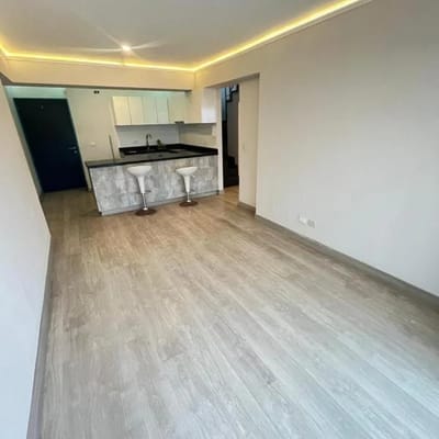 VENDO MODERNO DUPLEX EN AV ALMIRANTE GRAU BARRANCO