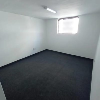 ALQUILER DE OFICINA