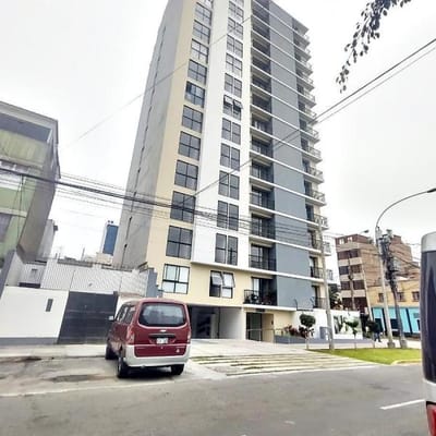 DEPARTAMENTO EN VENTA EN LINCE
