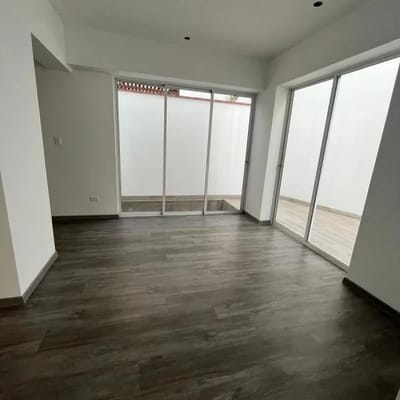 VENDO DEPARTAEMENTO M CON TERRAZA EN CHORRILLOS