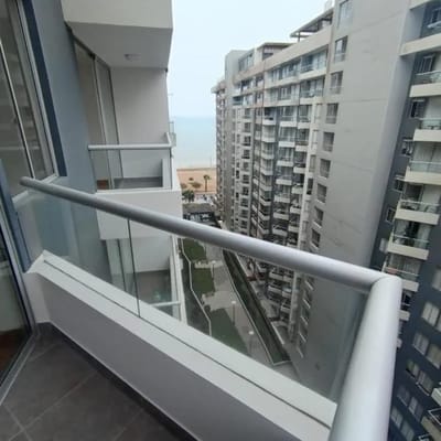 VENDO DEPARTAMENTO CON COCHERA Y DEPSOITO EN CONDOMINIO FRENTE AL MAR  SAN MIGUEL