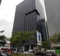 ALQUILO MODERNA OFICINA EN EL EDIFICIO EMPRESARIAL GAPITAL GOLF  SURCO