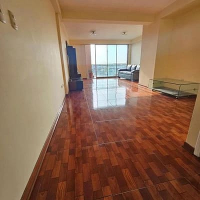 Venta de departamento de  dormitorios   estacionamientos lineales con deposito