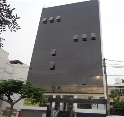 Alquiler de oficina  m   cocheras  deposito San Borja limite San Isidro