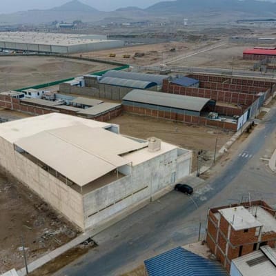 Alquilo Planta Industrial equipada  Lurin m