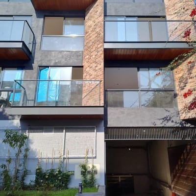 Departamento er piso  dormitorios c bao inc cocheras dobles lineal  deposito