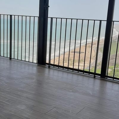 Lof Malecon de La Marina