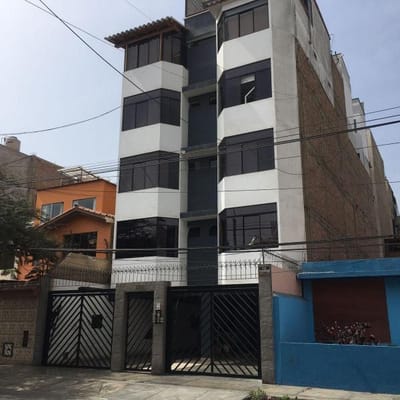 VENDO DEPARTAMENTO CON ESTACIONAMIENTO EN SAN MIGUEL