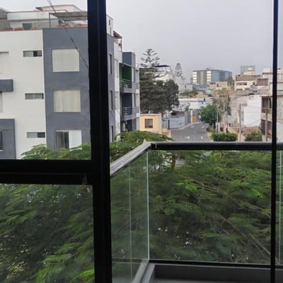 BONITO DEPARTAMENTO DE ESTRENO RODEADO DE PARQUES