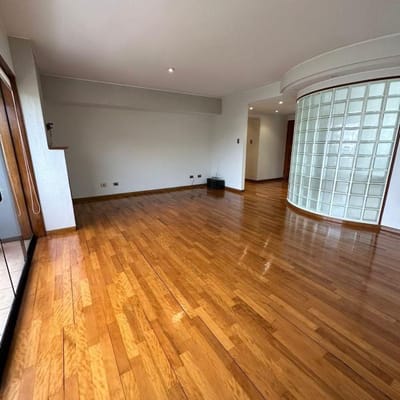 SE VENDE LOCAL COMERCIAL EN LA VICTORIA A  CUADRAS EMPORIO COMERCIAL DE GAMARRA