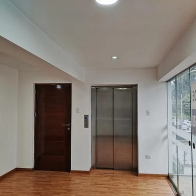 Departamento de hab cbalcn  Impecable  Ascensor directo