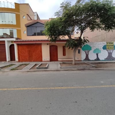 VENDO CASA ATm EN LA MEJOR ZONA DE SURCO