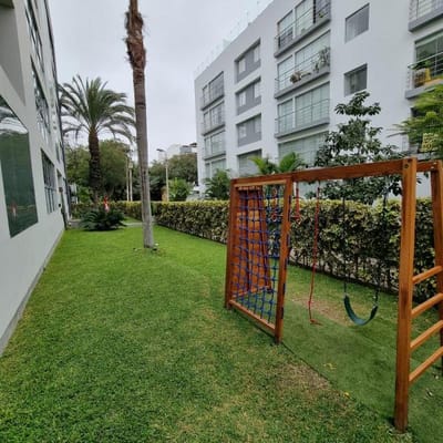 ELEGANTE Y SEGURO DPTO AMOBLADO DE  MT UBICADO EN LA AURORA MIRAFLORES