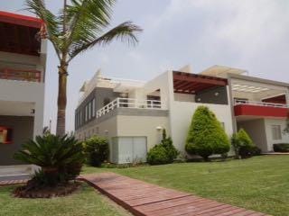 OPORTUNIDAD POR VIAJE LINDA CASA EN VENTA  PLAYA COCOA ASIA