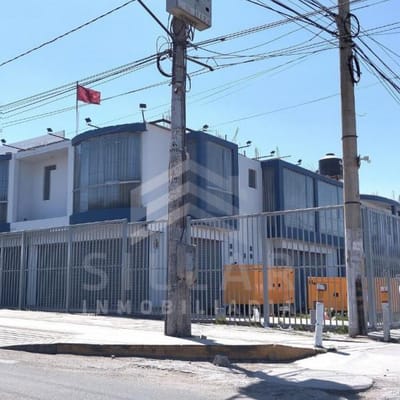 VENTA LOCAL COMERCIAL AV AVIACIN CERRO COLORADO