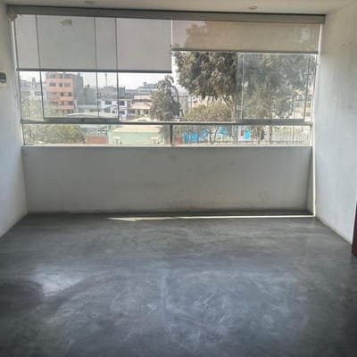 Departamento  dormitorios frente a parque en Ate