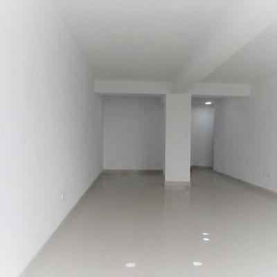 Remate de oficina en surquillo