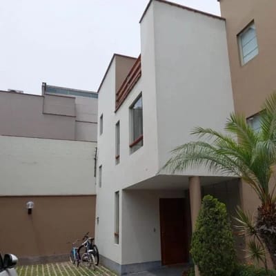 EXCELENTE CASA EN CONDOMINIO