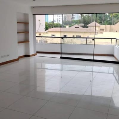 REGIO DEPARTAMENTO CERCA AL GOLF