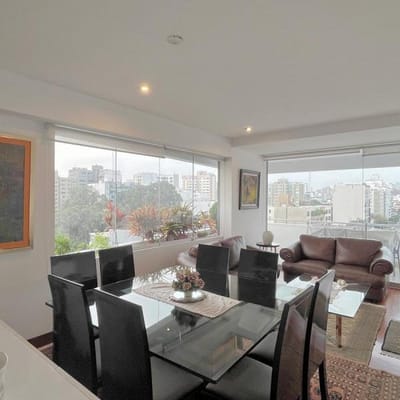 Dpto en espectacular edificio a  cuadras de parques y cerca al Golf y Country Club de San Isidro