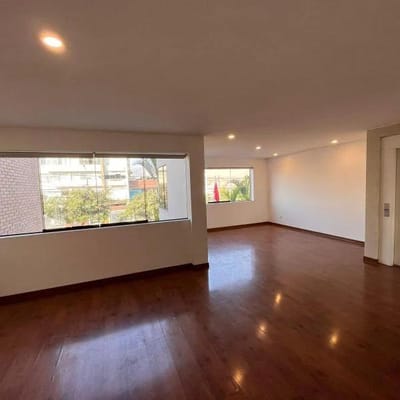 EXCLUSIVO DEPARTAMENTO CON VISTA EXTERNA