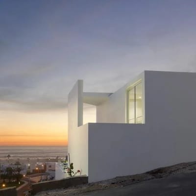 CASA CON VISTA AL MAR EN PLAYA DEL DEL GOLF  ETAPA  DE LA PLAYA