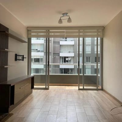 VENTA DE DEPARTAMENTO EN SAN MIGUEL CON COCHERA