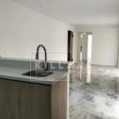 FLAT DE ESTRENO EN VENTA  SURCO  NO PAGA ALCABALA