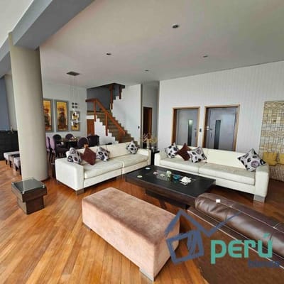 VENDO PENTHOUSE MALECON CISNEROS
