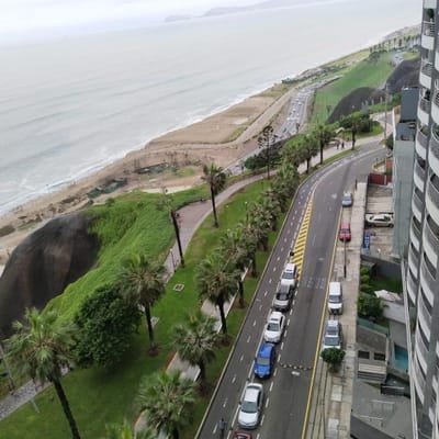 MIRAFLORES SE VENDE DPLX CON TERRAZA EN PISO   Y EN EL MALCN DE LA MARINA