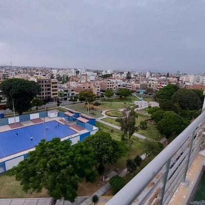 DUPLEX PENTHOUSE FRENTE A PARQUE  DORMITORIOS  BAOS