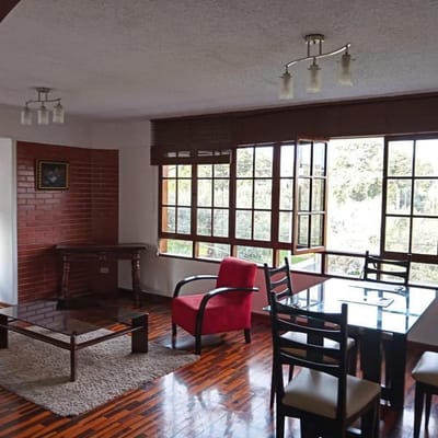 SE ALQUILA Magnfico Dpto en er piso frente al Olivar m