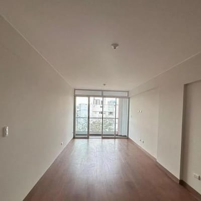 Vendo ltimo Departamento de Estreno con  Dormitorios y Vista Externa en Lince