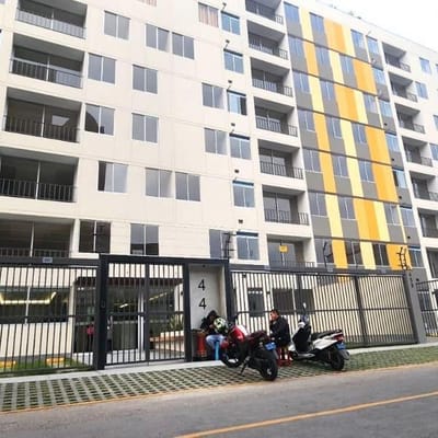 Alquilo departamento en estreno en Toms Valle