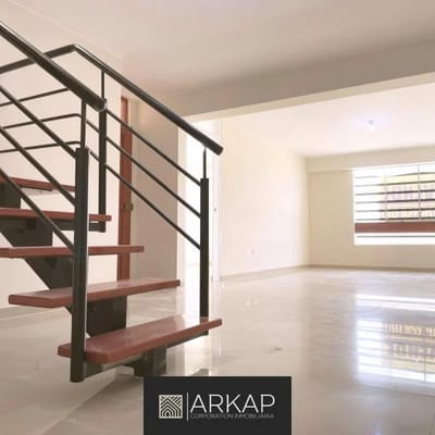 DUPLEX CON  DORMITORIOS URB SOLILUZ TRUJILLO