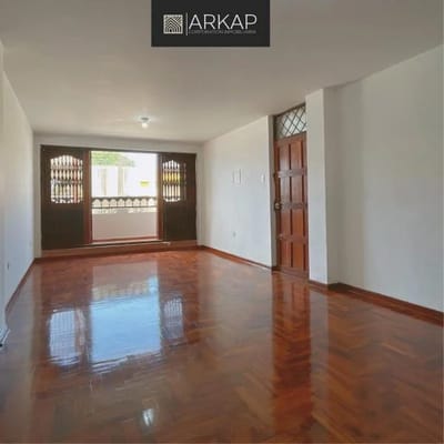 DEPARTAMENTO EN PRIMER PISO EN URB PRIMAVERA TRUJILLO