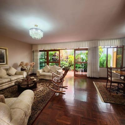 CASA EN URB PRIMAVERA TRUJILLO