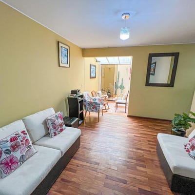 Ocasin Depa en Primer Piso con Terraza edificable en la Mejor Zona de San Miguel