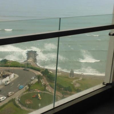 PRECIOSO DEPARTAMENTO CON VISTA AL MAR MALECON DE LA MARINA